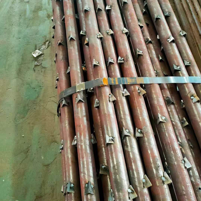 聂荣土钉小导管